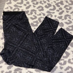 PINK buttery soft leggings